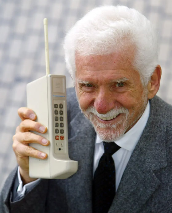 مخترع الهاتف المحمول مصدوم: الناس أصبحوا مدمنين ومهووسين بالموبايل! صورة رقم 14