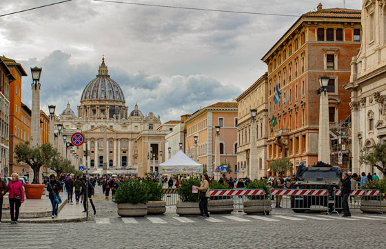 بالصور: تعرفوا إلى أبرز الدول الخالية من المطارات في العالم صورة رقم 5