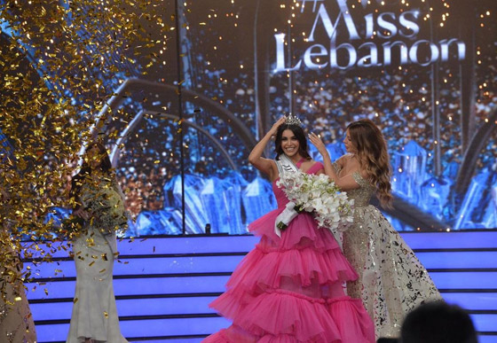 فيديو وصور ملكة جمال لبنان 2022 ياسمينا زيتون.. نانسي عجرم أشعلت الاجواء صورة رقم 13 فيديو وصور ملكة جمال لبنان 2022 ياسمينا زيتون.. نانسي عجرم أشعلت الاجواء صورة رقم 13