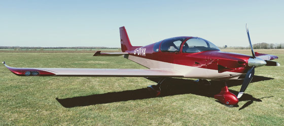 صنعها خلال إغلاق كورونا.. هندي يجول أوروبا بطائرته الخاصة صورة رقم 2