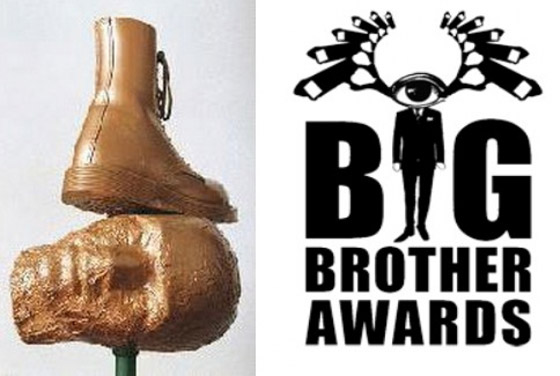 إحداها لأغبى الإنجازات العلمية.. تعرفوا على أغرب الجوائز في العالم! صورة رقم 1