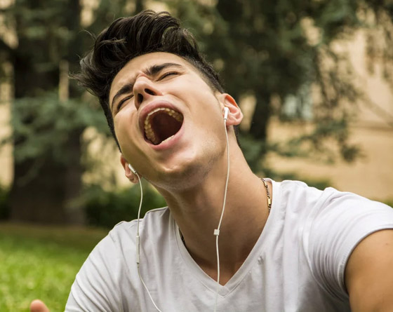 مضغ العلكة سيكلفك ثروة بسنغافورة! إليكم أغرب الغرامات حول دول العالم صورة رقم 2