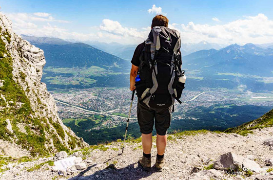 مضغ العلكة سيكلفك ثروة بسنغافورة! إليكم أغرب الغرامات حول دول العالم صورة رقم 9