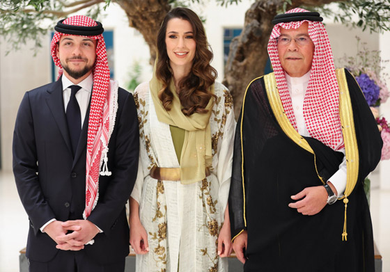 بالصور: خطوبة ولي العهد الأردني الأمير الحسين على آنسة سعودية صورة رقم 7 بالصور: خطوبة ولي العهد الأردني الأمير الحسين على آنسة سعودية صورة رقم 7