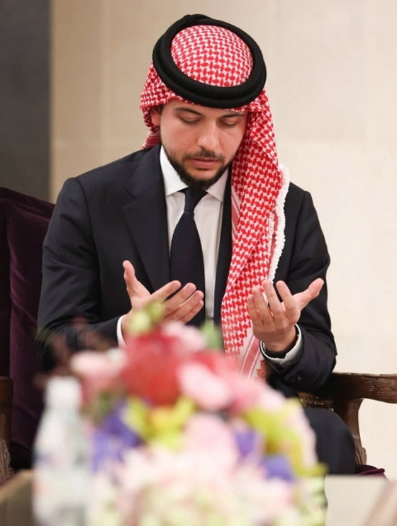 بالصور: خطوبة ولي العهد الأردني الأمير الحسين على آنسة سعودية صورة رقم 13 بالصور: خطوبة ولي العهد الأردني الأمير الحسين على آنسة سعودية صورة رقم 13