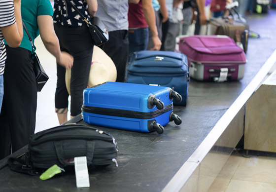 تأخرت أمتعتكم أو تلفت أو فُقدت في المطار؟ إليكم ما عليكم فعله.. صورة رقم 2