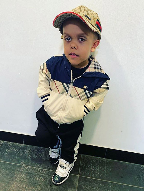 الطفل الأسترالي ضحية التنمر يقتحم عالم السينما صورة رقم 9