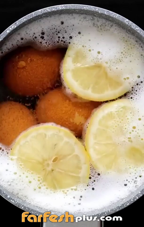 لن تصدق.. أسهل طريقة لتقشير البيض المسلوق بمكون نعرفه جميعا صورة رقم 2