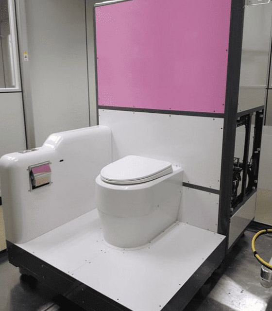 مرحاض سحري ينقي المياه والمجارير.. مفاجأة من الملياردير بيل غيتس صورة رقم 3