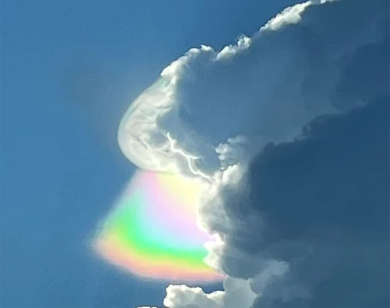 ظاهرة جوية نادرة تبدو خيالية! ما هو 