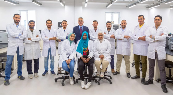 مصر: مشروع علمي صناعي لتحويل ثاني أكسيد الكربون لطاقة نظيفة صورة رقم 1