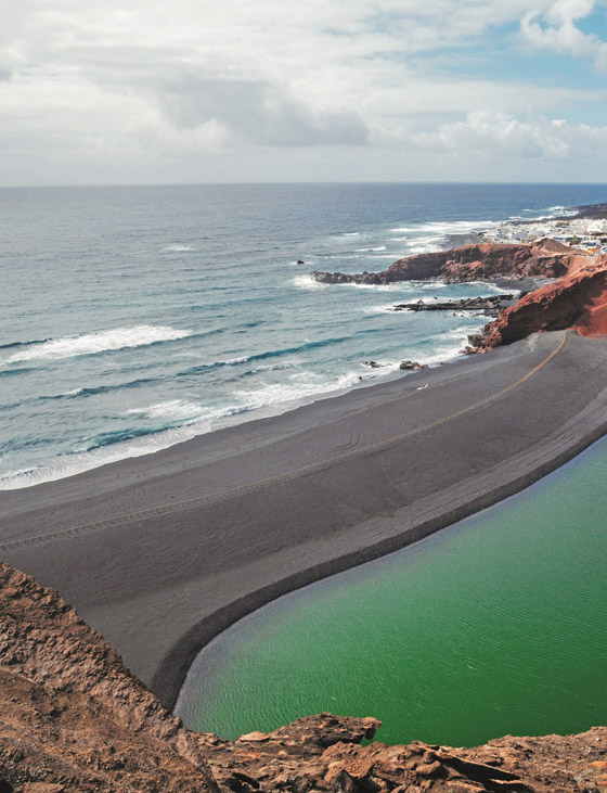 «لانزاروت».. غموض البراكين وسحر الشواطئ صورة رقم 5