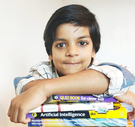 أصغر مبرمج بالعالم ينوي بناء طبيب آلي.. تعلم البرمجة بإغلاق كورونا صورة رقم 6