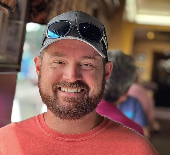 طفلة تنقذ قريبها قبل دقائق من نزع أجهزة الإنعاش عنه صورة رقم 2