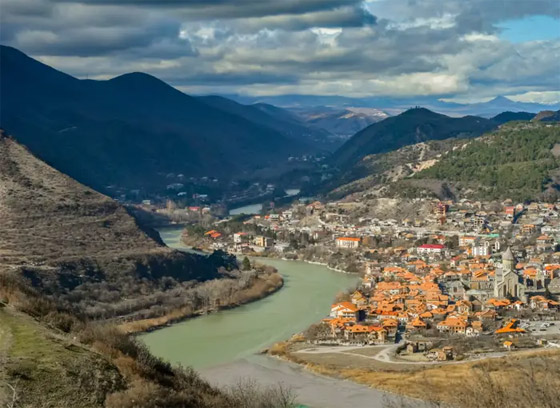 العمل عن بعد.. 10 دول تمنح تأشيرة للإقامة فيها إذا توافرت هذه الشروط صورة رقم 7 العمل عن بعد.. 10 دول تمنح تأشيرة للإقامة فيها إذا توافرت هذه الشروط صورة رقم 7