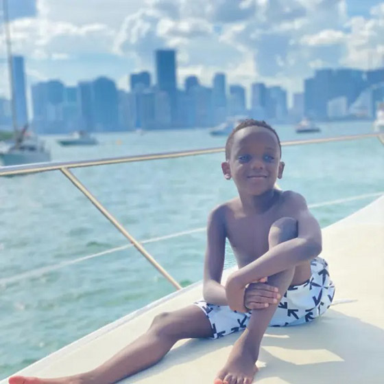 طفل يكسب 5 ملايين دولار من الراب بعمر 9 أعوام صورة رقم 2