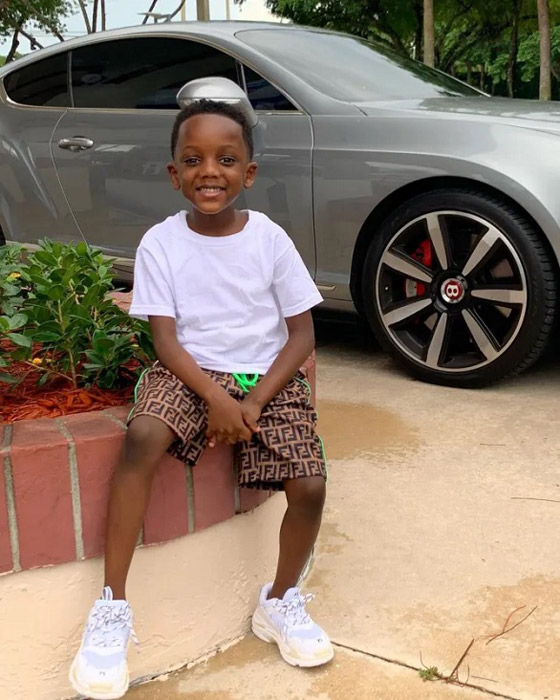 طفل يكسب 5 ملايين دولار من الراب بعمر 9 أعوام صورة رقم 3