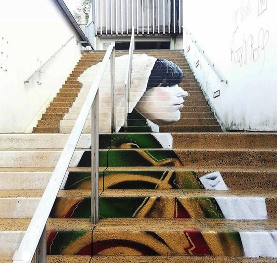 بالصور: إليكم أجمل 10 سلالم ملونة رائعة حول العالم صورة رقم 3 بالصور: إليكم أجمل 10 سلالم ملونة رائعة حول العالم صورة رقم 3