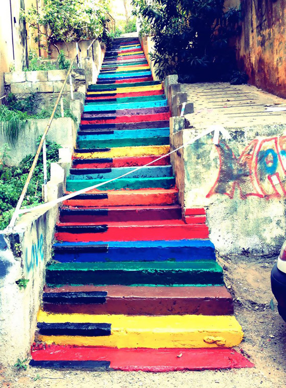 بالصور: إليكم أجمل 10 سلالم ملونة رائعة حول العالم صورة رقم 8 بالصور: إليكم أجمل 10 سلالم ملونة رائعة حول العالم صورة رقم 8