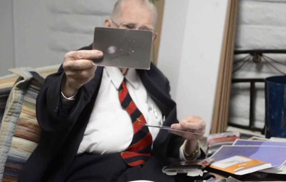 يشبهوننا كثيرا لكن أقصر.. عالم بـ