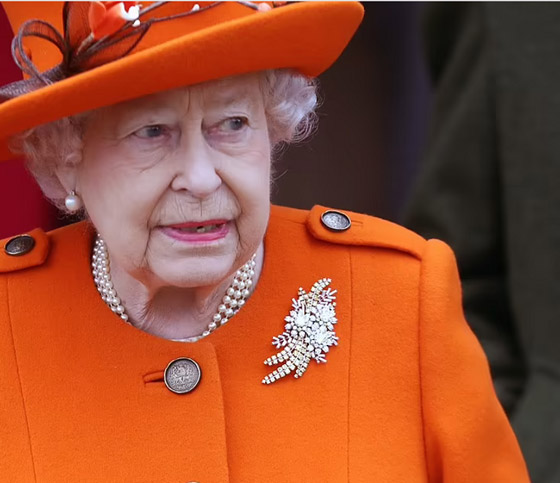 مجوهرات تصحب الملكة إليزابيث إلى قبرها.. قطعتان فقط صورة رقم 4