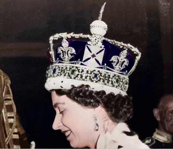 مجوهرات تصحب الملكة إليزابيث إلى قبرها.. قطعتان فقط صورة رقم 5