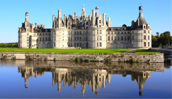 تستلهم منها ديزني تصميم قلاعها.. رحلة إلى أجمل 10 قلاع في العالم صورة رقم 6 تستلهم منها ديزني تصميم قلاعها.. رحلة إلى أجمل 10 قلاع في العالم صورة رقم 6