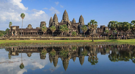 تستلهم منها ديزني تصميم قلاعها.. رحلة إلى أجمل 10 قلاع في العالم صورة رقم 10 تستلهم منها ديزني تصميم قلاعها.. رحلة إلى أجمل 10 قلاع في العالم صورة رقم 10