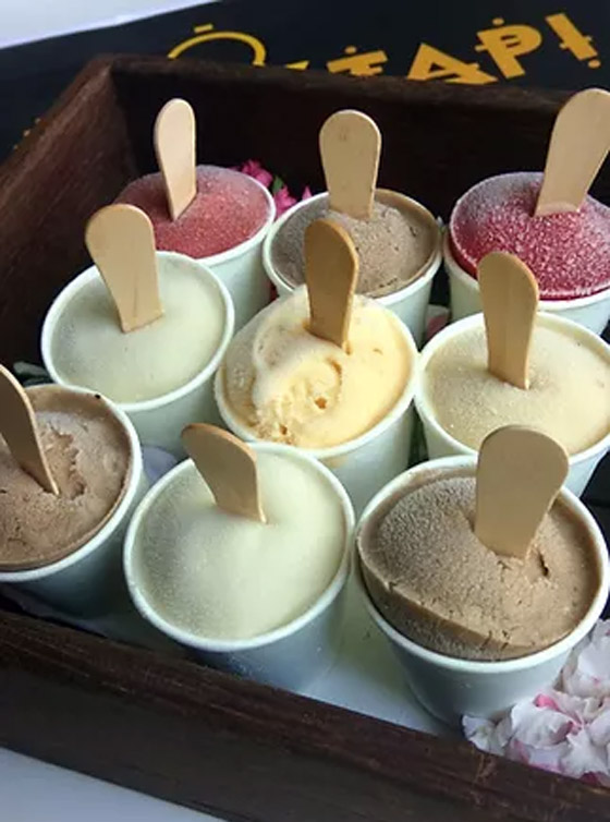 مثلجات مع الأسماك المجففة والفلفل الحار.. هذا ما يقدمه متجر بأفريقيا! صورة رقم 10