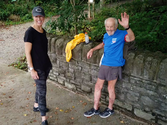 حقق 4 أرقام قياسية.. عداء عمره 100 عام يتمتع بصحة شاب بالعشرينات صورة رقم 6