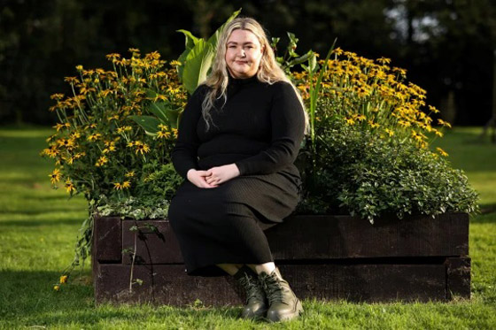 صور : تكمل حفل زفافها لوحدها بعدما هجرها عريسها صورة رقم 3