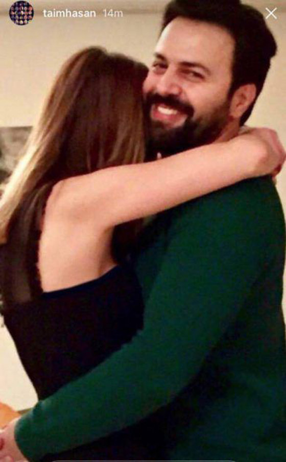 وفاء الكيلاني ترد على مذيع قام بطرح سؤال على زوجها تيم حسن! وزوجها يتجاهلها ويحرجها! صورة رقم 3