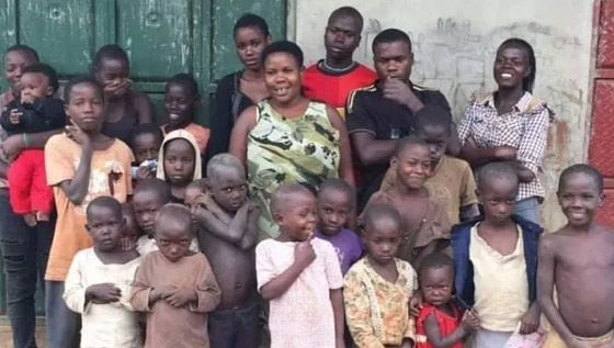 أنجبت 44 طفلا وعمرها 40 عاما فقط! أنجبت 44 طفلا وعمرها 40 عاما فقط!