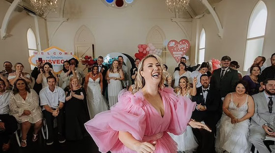 حفل زفاف جماعي مدهش لـ 25 عريساً وعروساً في أستراليا صورة رقم 3