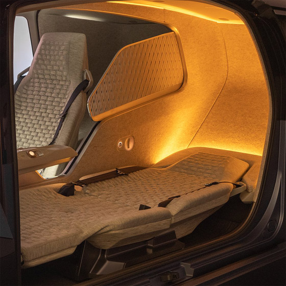 بالصور: فولكس فاغن تصنع سيارة كهربائية أعجوبة.. تنام فيها أفقيا! صورة رقم 4