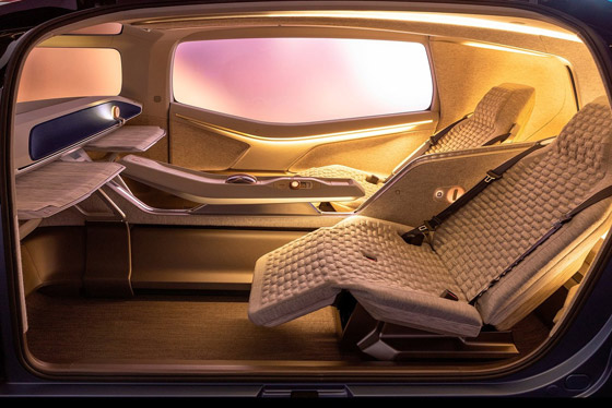 بالصور: فولكس فاغن تصنع سيارة كهربائية أعجوبة.. تنام فيها أفقيا! صورة رقم 8