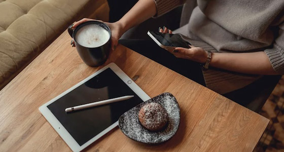 كيف تشحن قلم آبل بدون استخدام آيباد صورة رقم 3