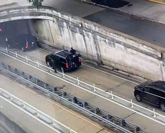 فيديو: نائبة الرئيس الأمريكي كامالا هاريس تتعرض لحادث سير بواشنطن صورة رقم 1 فيديو: نائبة الرئيس الأمريكي كامالا هاريس تتعرض لحادث سير بواشنطن صورة رقم 1