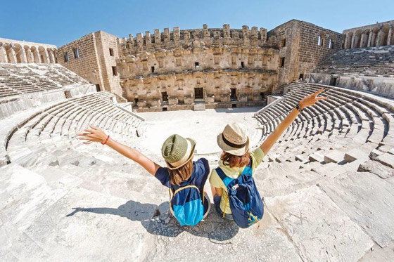 نصائح للاستمتاع بالرحلات السياحية مع الأصدقاء صورة رقم 1