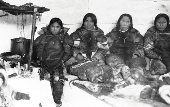 قرية كاملة اختفت بظروف غامضة! قبيلة يعتقد أنها اختُطفت من الفضائيين صورة رقم 3 قرية كاملة اختفت بظروف غامضة! قبيلة يعتقد أنها اختُطفت من الفضائيين صورة رقم 3