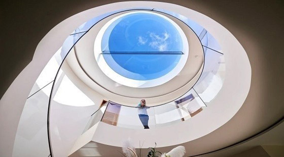 يبني قصراً فاخراً مستوحى من ألعاب الفيديو بـ 7 ملايين دولار صورة رقم 1