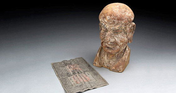 أغرب الأشياء التي عثر عليها داخل تماثيل أثرية قديمة صورة رقم 4