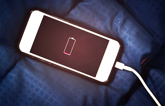 تحذير لا تتجاهله.. 5 أخطاء تؤثر على بطارية الهاتف صورة رقم 2 تحذير لا تتجاهله.. 5 أخطاء تؤثر على بطارية الهاتف صورة رقم 2