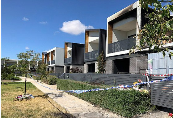 تحرق عائلة بأكملها ثم تلتقط صوراً تذكارية لما فعلت صورة رقم 2