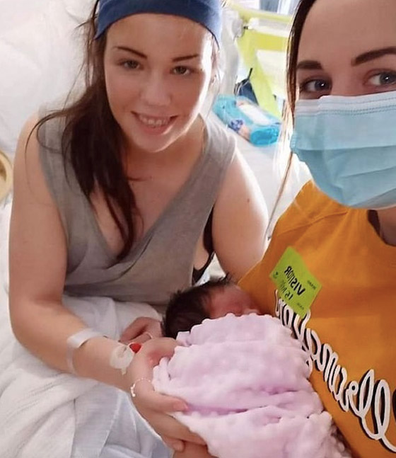 تحرق عائلة بأكملها ثم تلتقط صوراً تذكارية لما فعلت صورة رقم 3