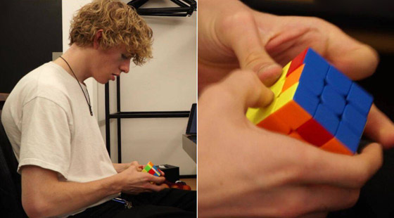 مراهق بريطاني فعل المستحيل.. وحل 7 آلاف مكعب روبيك! صورة رقم 1