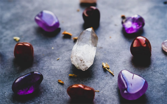 العقيق الأسود والتافيت الخام، 10 من أندر الأحجار الكريمة في العالم! صورة رقم 1