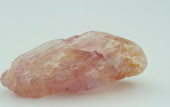 العقيق الأسود والتافيت الخام، 10 من أندر الأحجار الكريمة في العالم! صورة رقم 5