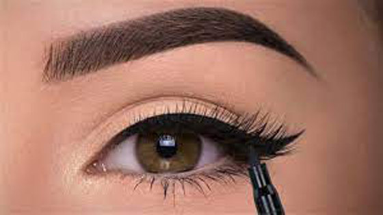 رسم الآيلاينر بواسطة قلم الكحل.. نصائح وخطوات صورة رقم 8