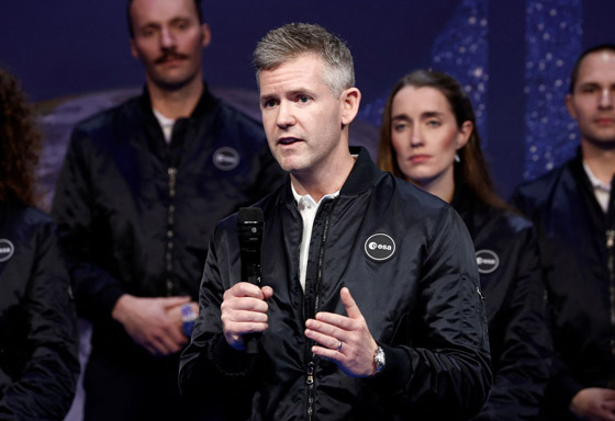 عداء بقدم واحدة.. أول رائد فضاء من ذوي الاحتياجات الخاصة بالعالم! صور صورة رقم 5